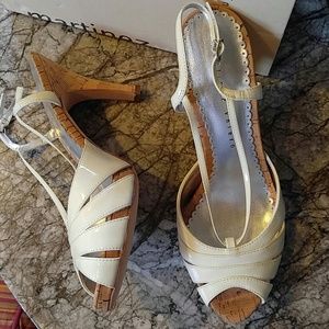 NIB 'Framke' white Patent leather cork strappy 10M.